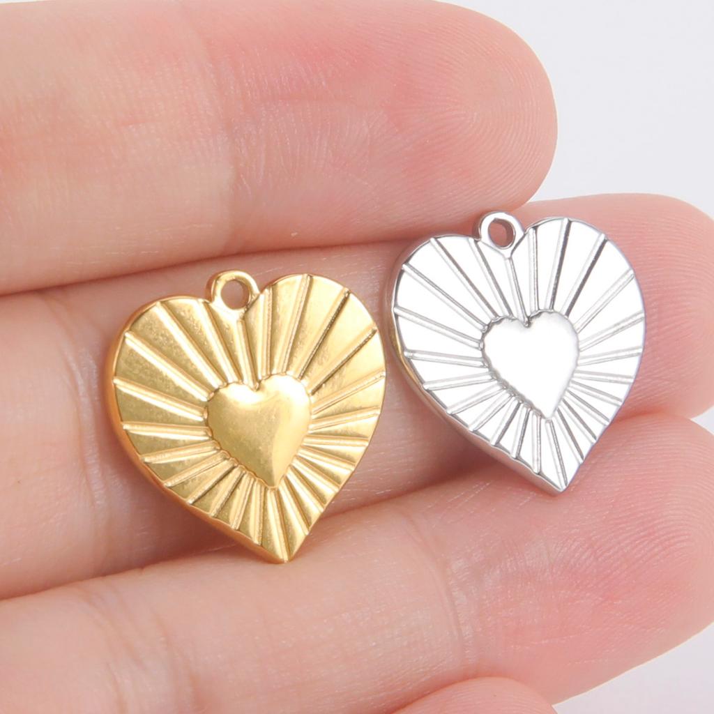 Teamer 5pcs/lot Love Heart Pendant Charms for Jewelry Making Stainless Steel Charms DIY Necklace Bracelet Accessories Supplies