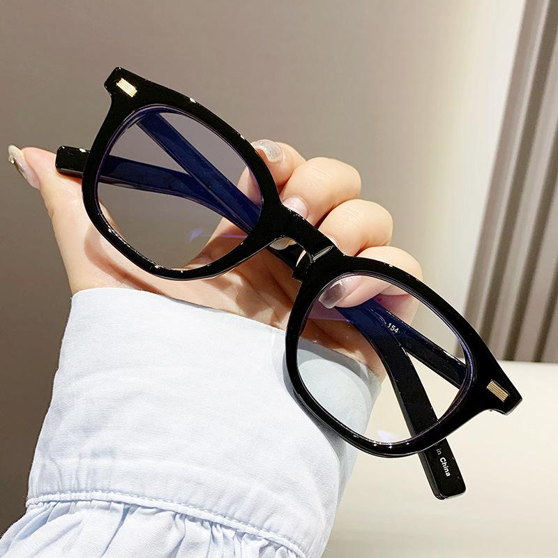 Black frame myopia glasses frame recommended TR versatile glasses frame oval plain anti-blue light