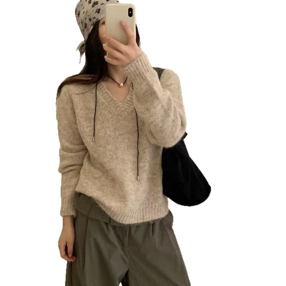 2025 Autumn/Winter Women's V-neck Chunky Knit Loose Pullover Sweater