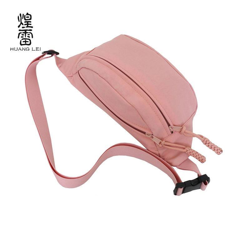 Simple messenger bag breast bag fashion casual bag women 2025 new couple bag sports versatile Japanese style fanny pack