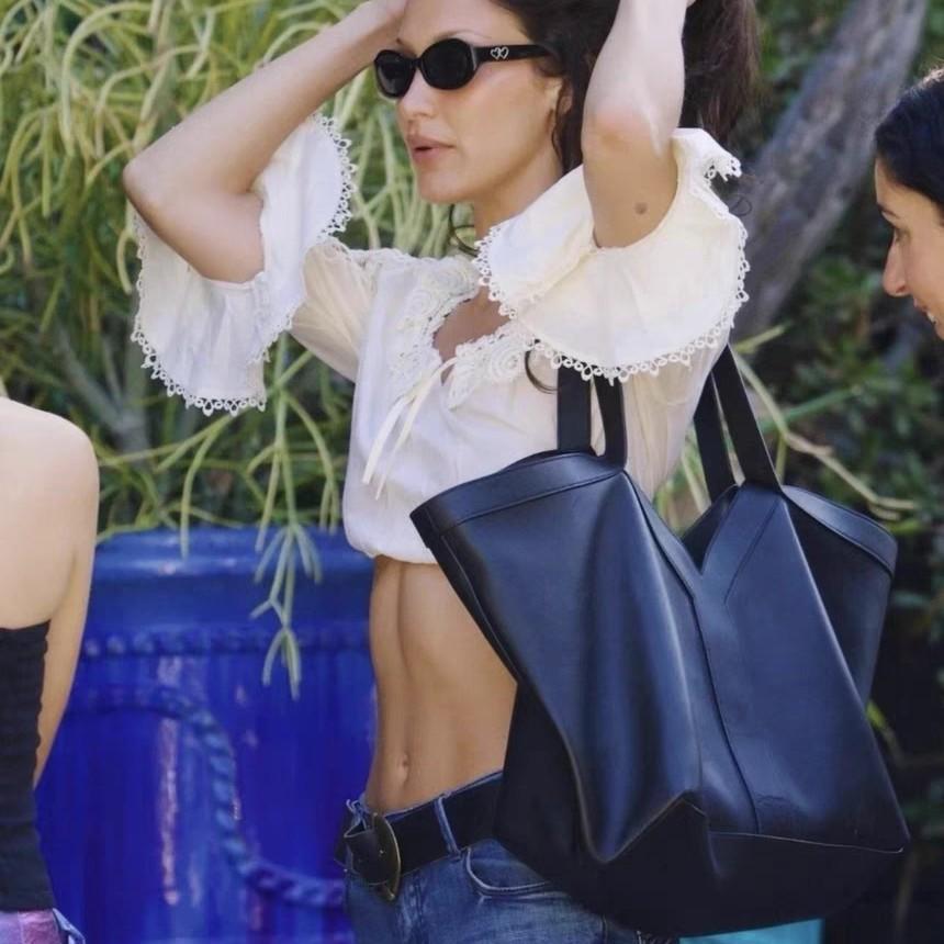 New Lazy and Slack Feeling Large Bag Women's Leather Bag Large Capacity Shoulder Portable Commuter Bag