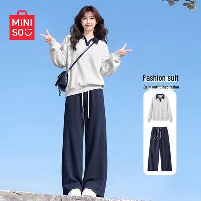 Costume și seturi – Treninguri