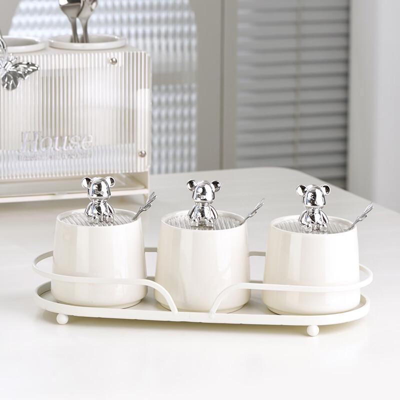 

Ru Han Светлая Роскошь Керамический Набор Банк для Специй в Виде Медведя