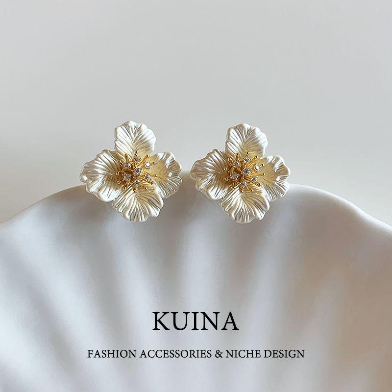 

Retro Enamel Flower Stud Earrings Sterling Silver Needle Unique 2025 New Arrival Earrings for Women Accessible Luxury Fancy Niche Ear Jewelry As Shown in Pictures