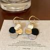 Korean Niche Geometric Sequined Earrings, High-end Sense, Simple and Cold Wind Earrings, Personalized Fashion, Light Luxury Earrings, Women