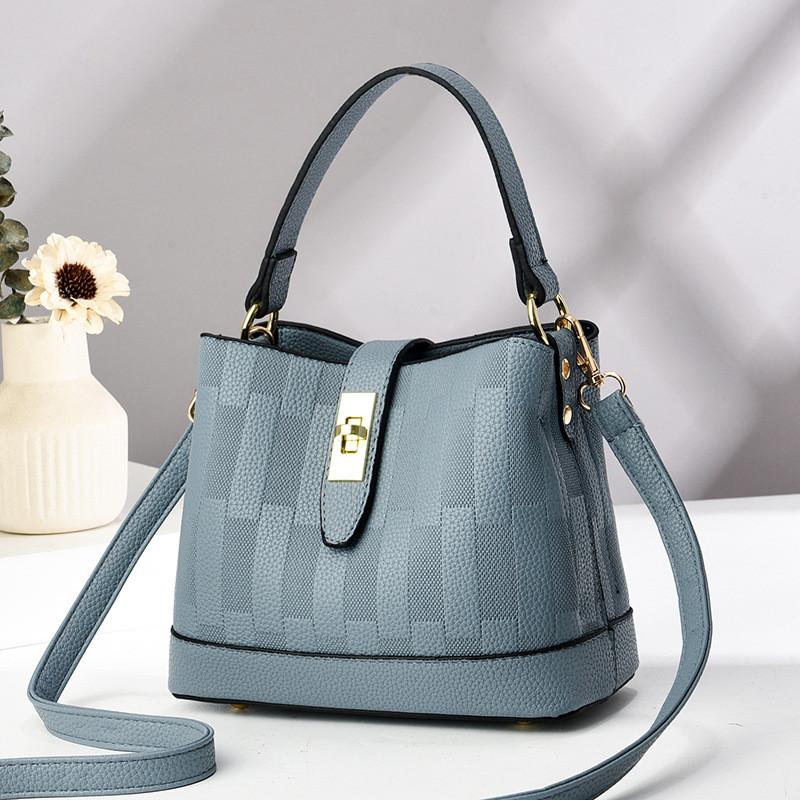 

Trendy Womens Bucket Bag With Colorful Design And Functional Zipper Closure For Use Daily Blue