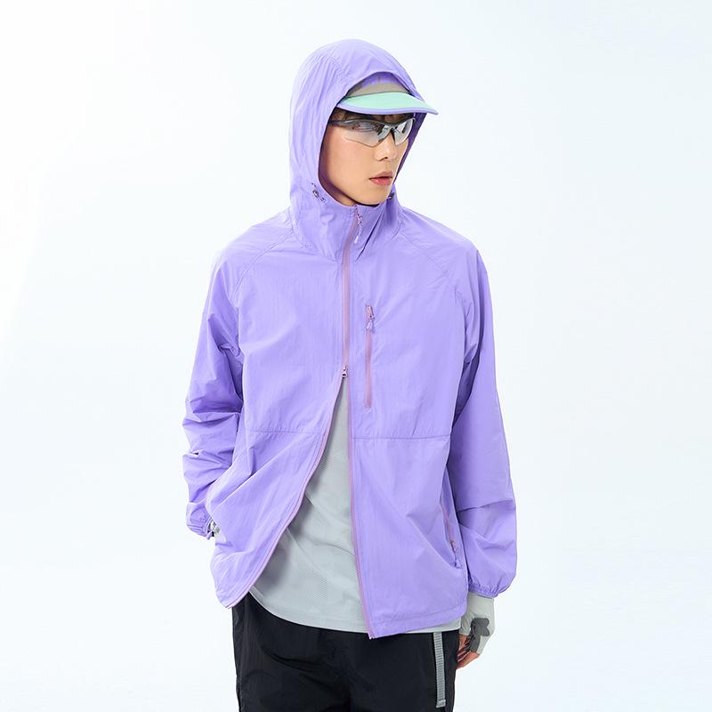 Woodpecker Women's Summer UV-Protective Cycling Jacket: Stylish, Lightweight, and Loose-Fitting.