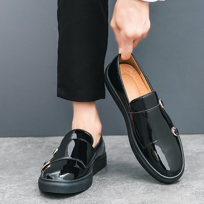 Casual patent leather men's loafers New trendy design style Leisure Outdoor Party Office driving Classic Black Adult flat shoes