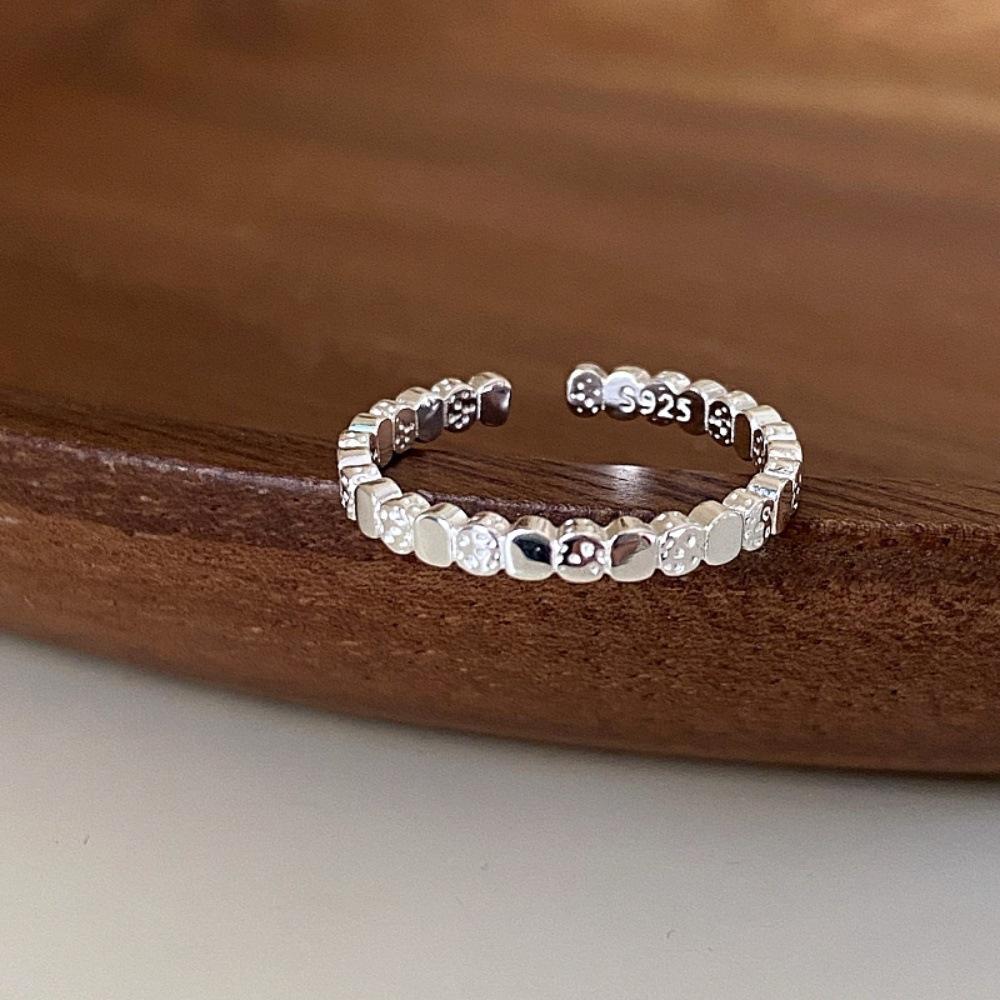 Schlichter Ring unregelmäßig 925er Sterlingsilberring Ins-Wind-Nischen-Design offener schlichter Silberring Großhandel