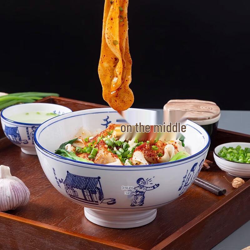Chińska ceramiczna miska na makaron