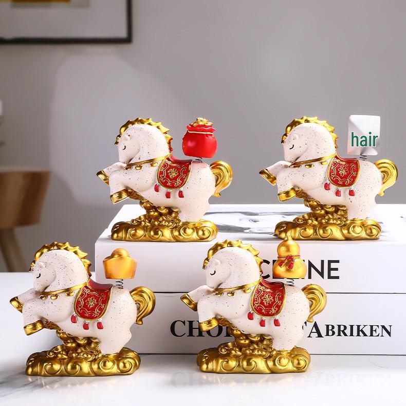Sofort-Reichtum Pferde-Ornament: Nationaler Trend Chinesisches Tierkreiszeichen Jahr des Pferdes Schreibtischgeschenk