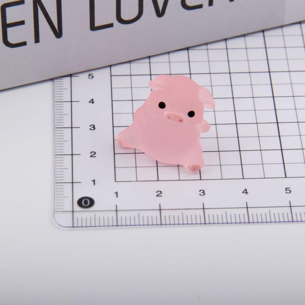 20pcs Glowing Mini Ornament Cute Microlandscape Decoration Pink Piggy Doll Toy  Resin Accessories