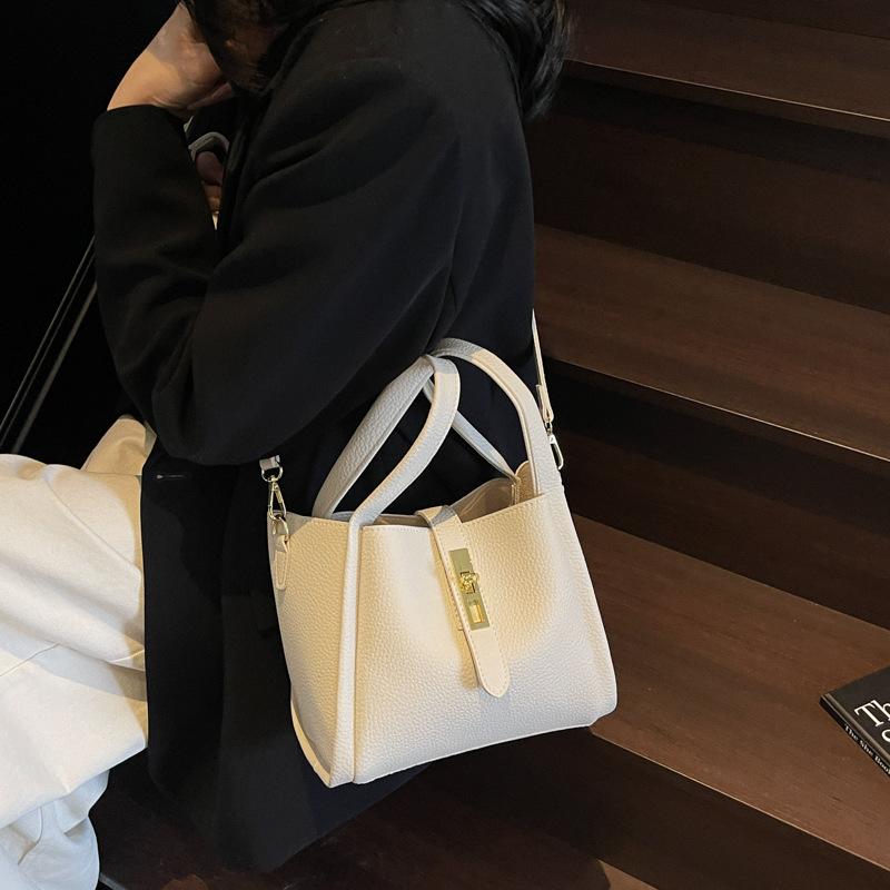 Small Bag Women's New Fashion Casual Versatile Shoulder Bag Messenger Bag