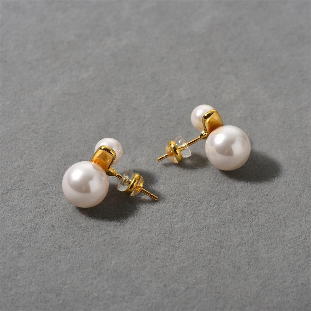 Small Sweet Potato Asymmetrical Size Pearl Stud Earrings Light Luxury Simple Versatile High Sense Earrings Vitality Girl Sense