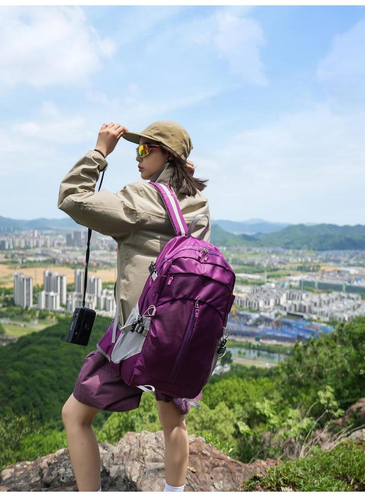 Waterproof Outdoor Cycling Backpack, Lightweight & Breathable for Men and Women - Ideal for Travel, Sports, and Mountaineering.