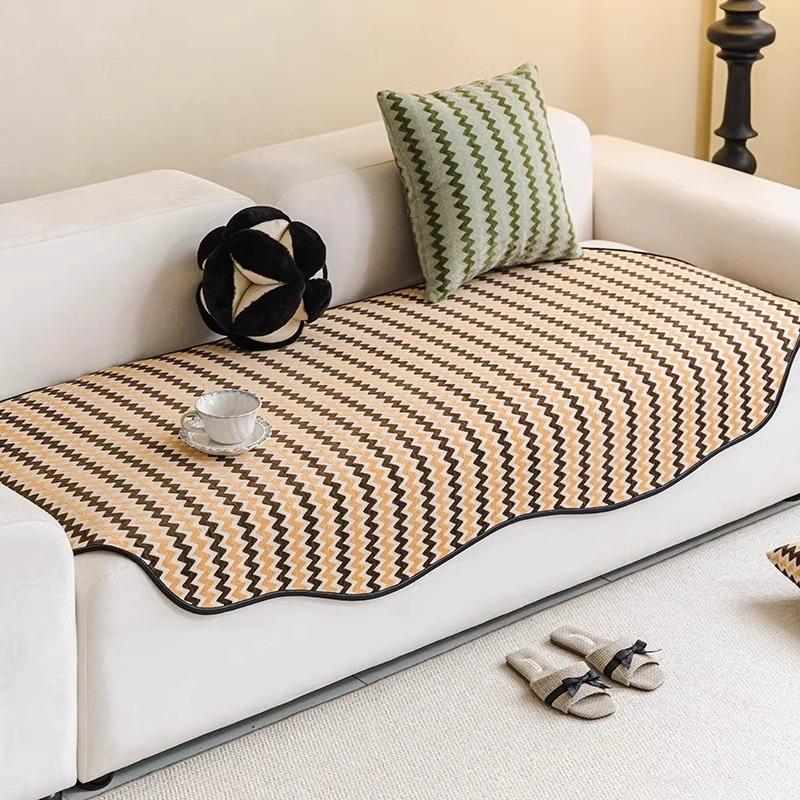 Special-Shaped Chenille Sofa Cushion, High-End Irregular Non-Slip Seat Cushion, All-Season Leather Sofa Cover Seat Cushion