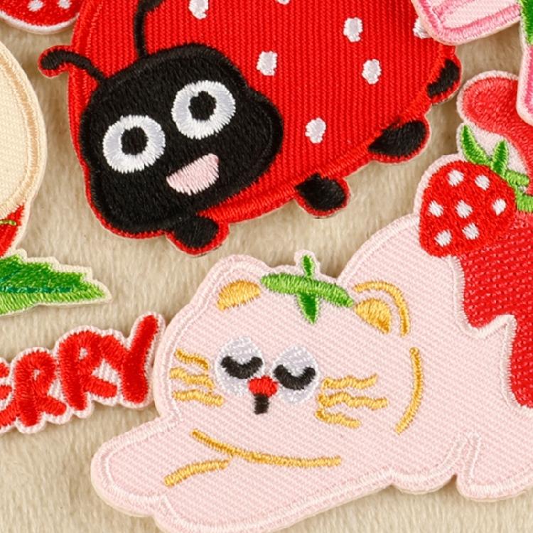 Cartoon Iron On Fabric Patches Adhesive Embroidery Appliques For Jackets Bag Clothing Decoration Sewing Accessories