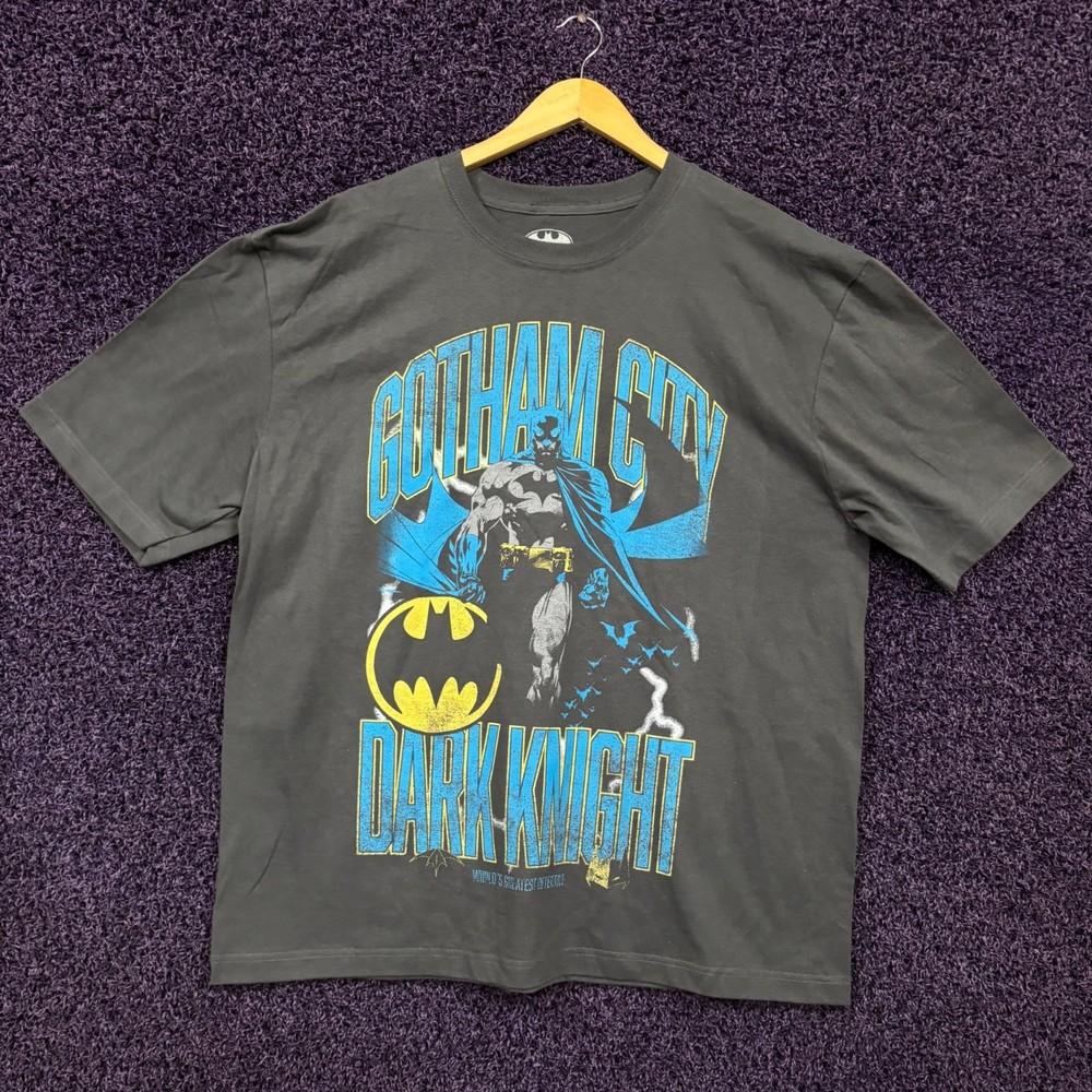 DC Batman Gotham City Dark Night TShirt Size Extra Large Unisex T-Shirt S