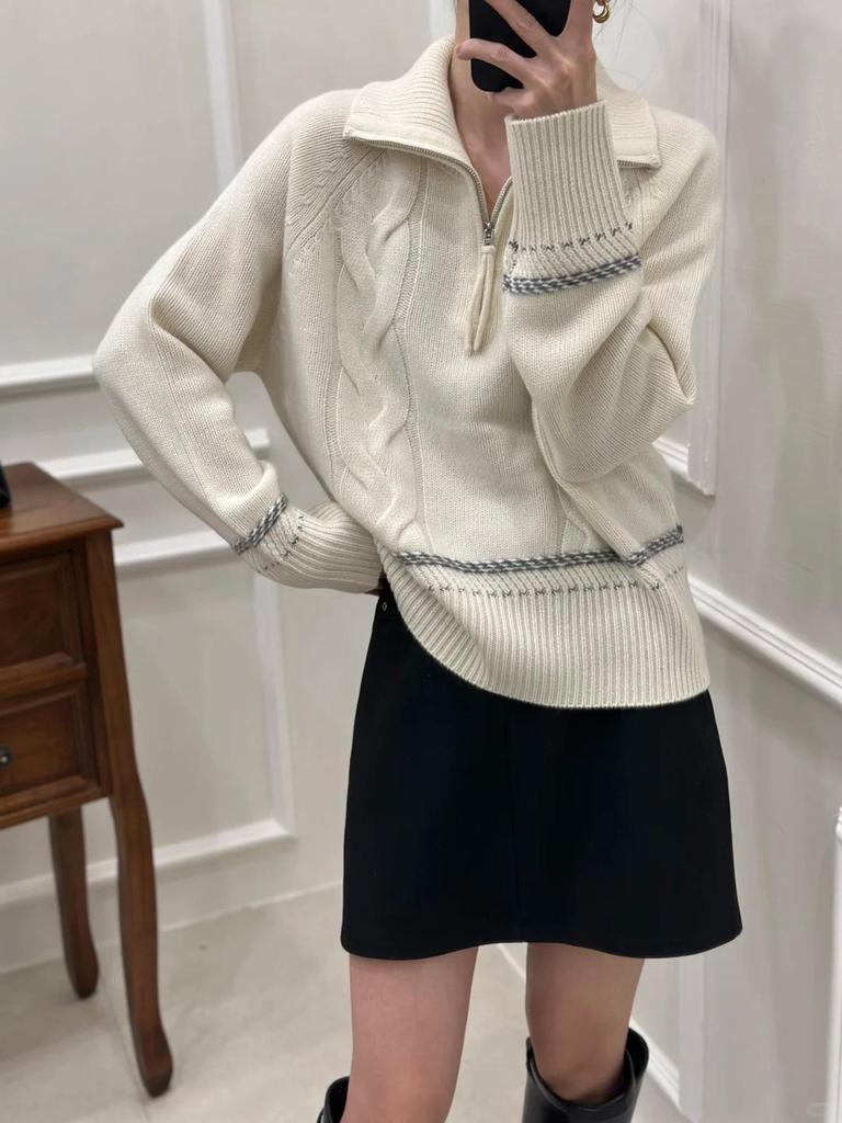 Autumn/Winter 2025 Women's High Neck Wool Cable Knit Sweater - Zipper, White/Gray, Warm Niche Design