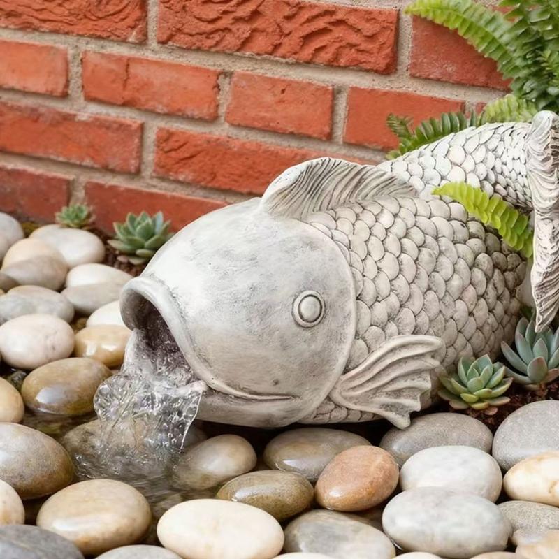 Elegante künstliche Fischstatue mit funktionierender Entwässerung, Fischform, Harz-Rinne für Terrassen und Gartendekoration