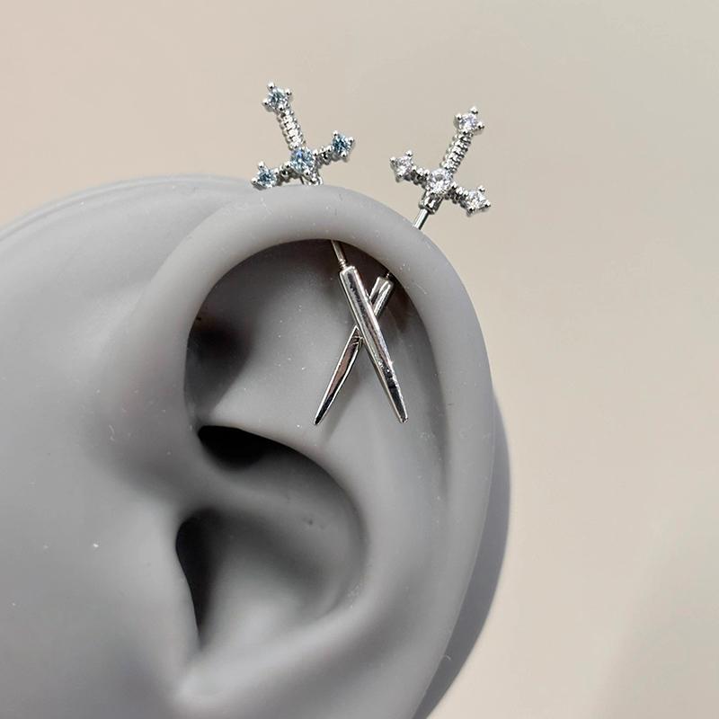 Schwertförmige Kreuzohrringe für Damen Herren Punk Zirkonia Schwebendes Helix Piercing Ohrknorpel Schmuck Partnergeschenke