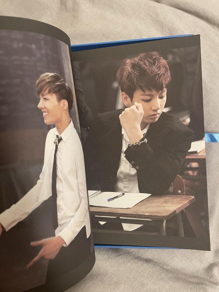 [USED] BTS School Luv Affair Taehyung V