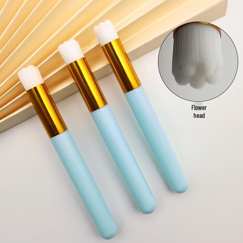 Angled Nose Shadow & Eyelash Cleaning Brush - Blackhead Remover, Makeup & Beauty Tool