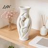 Abstrakte Körperkunst Gefäß Menschliche Vase Statue, 3D-gedruckte Umarmende Paarskulptur Vase, Moderne Skulpturale Dekorative Trockenblumen für den Eingangsbereich