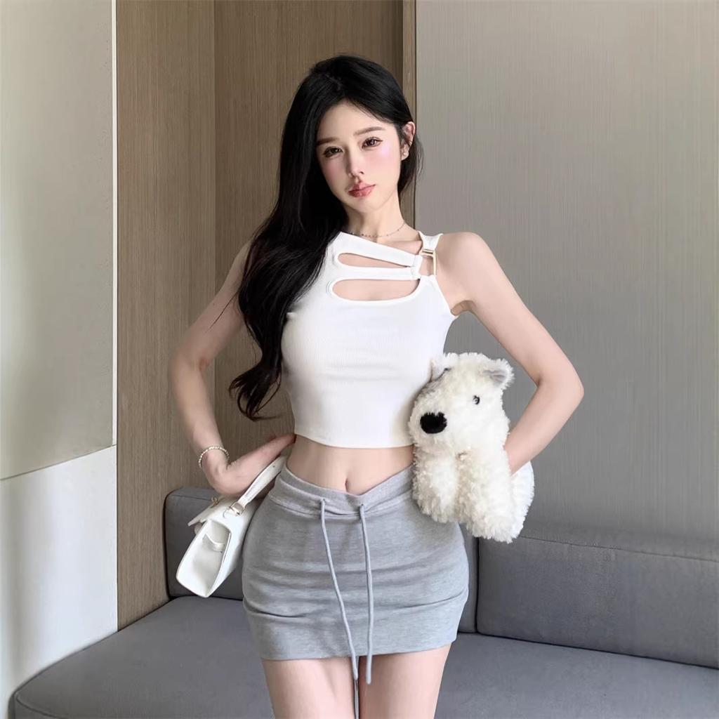 Summer Short Small Suspender Vest Women's Fashion Chic Design Sense Pure Desire Wind Hollow Sexy Sleeveless Inner Top