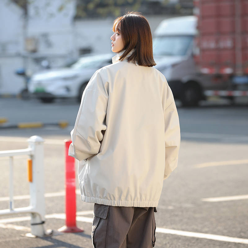 Spring New Stand Collar All-in-one Outdoor Soft Shell Storm Jacket Couples Fashion Three Anti-fabric Lightweight Coat