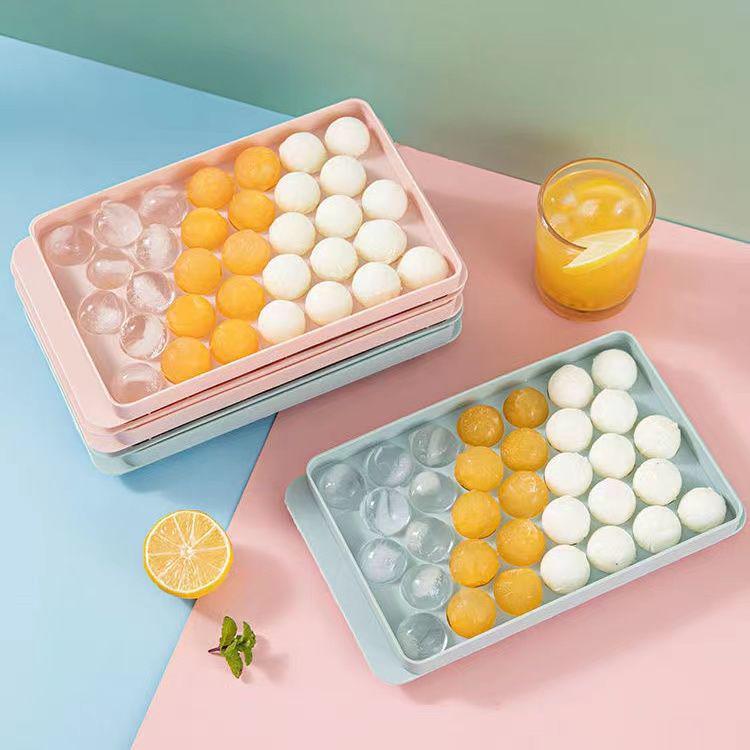 Round Ice Cube Mold with Lid for Home Use - Plastic Ice Ball Molder for Refrigerator