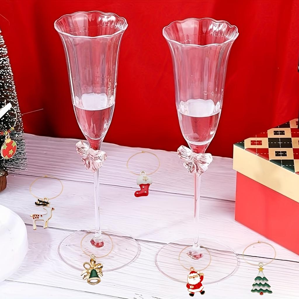 16-Piece Christmas Wine Glass Charm & Goblet Identifier Set for Holiday Tasting Parties and Gifts
