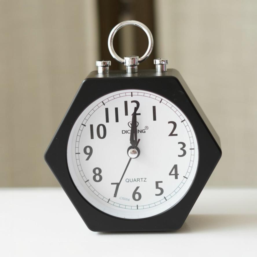 Creative Mute Cute Alarm Clock Student Simple Dormitory Desktop Bedside Bedroom Clock Children Alarm Clock