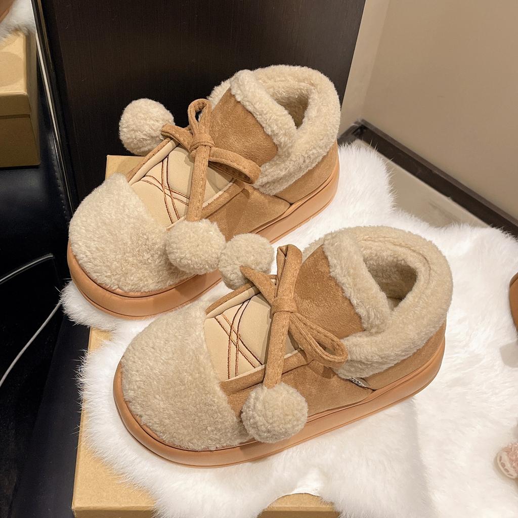 Cute cartoon hairball snow boots women's new winter wear thick-soled warm piled thickened cotton shoes home cotton boots