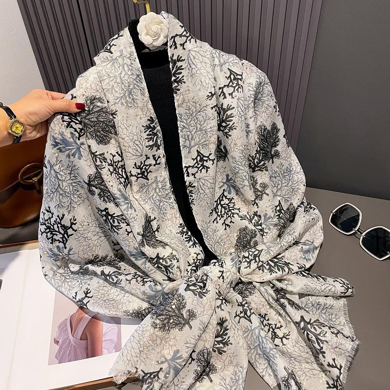 New Fashion Lurex Snow Floral Viscose Soft Scarf Boho Chic Thin Fringe Shawl Women Perfect For Travel & Casual Muslim Hijab