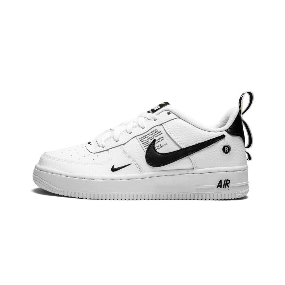 Nike Air Force 1 07 LV8