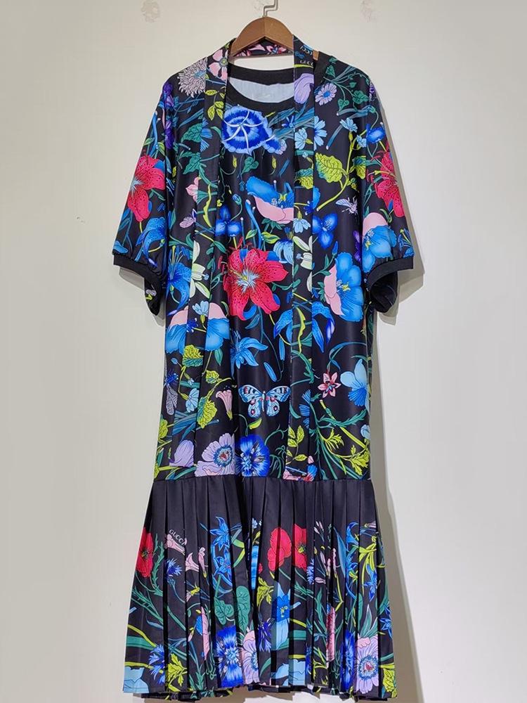 2025 Women's Retro Geometric Print Short Sleeve T-Shirt Dress with Loose Puffy Skirt