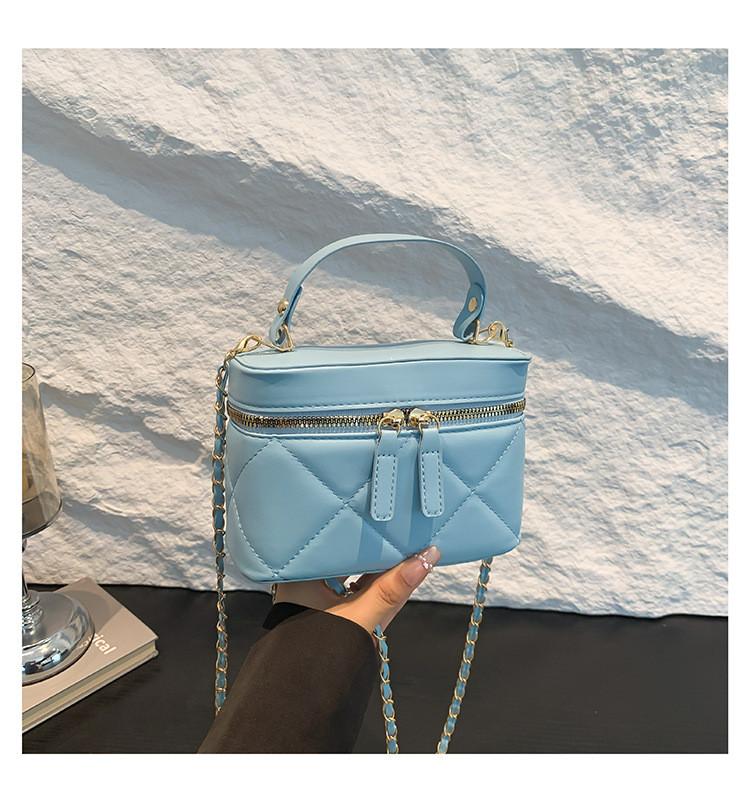Mini Water Bucket Handbag With Zipper Closure Soft Pu Material Street Style Small Purse For Casual Outings