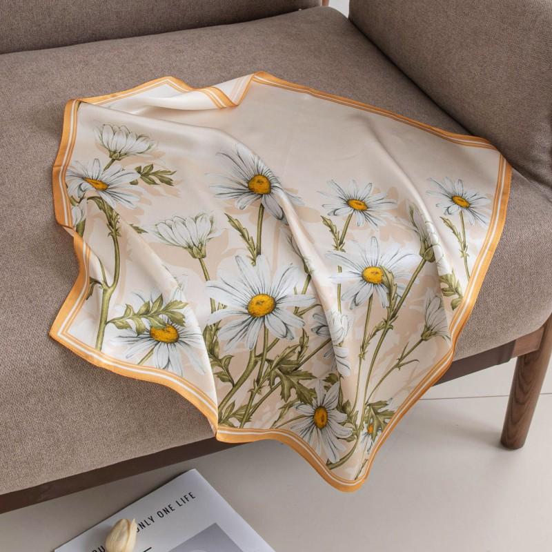 Mulberry Silk Square Scarf Women Green Neckerchief Versatile Decorative Gift