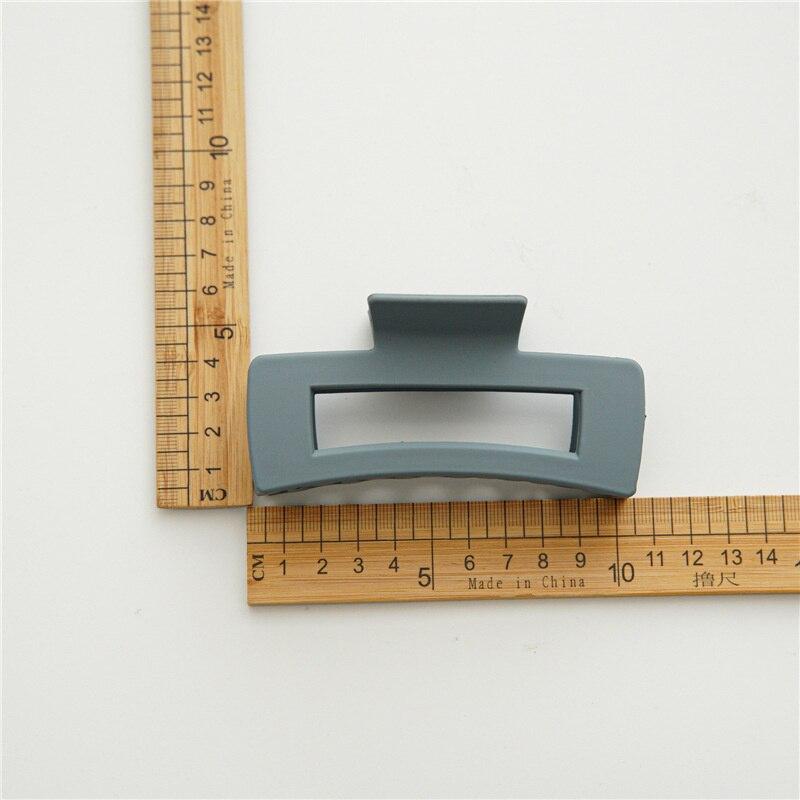 1 Pc Korean Solid Large Hair Claw Elegant Plastic Barrette Crab New Hairpins Hair Clip Headwear For Women Girls Hair Accessories
