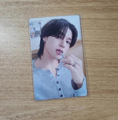 [USED] ATEEZ Wooyoung 2025 Season's Greetings Trading Card