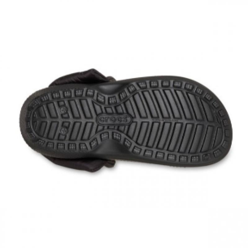 Crocs Classic Puff Strap Lined Clog Black 211979 001