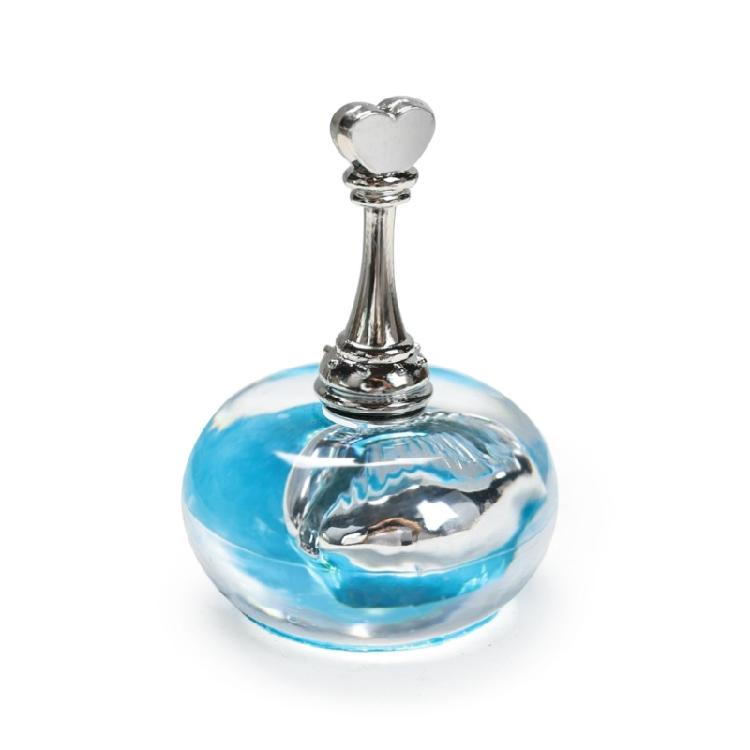 

Resin Nail Support Stand with Sea Bed Inspired Designs for Stable Manicure Application Nail Art Training Accessory