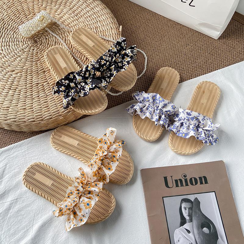 Women Summer Slippers Outer New Fashion Wild Net Red Ins Wind Flowers Holiday Beach Fairy Shoes Lightweight Non-slip Breathable