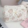 Portable Lace Makeup Pouches Flower Pattern Waterproof Cosmetics Bag Zipper Lipstick Case