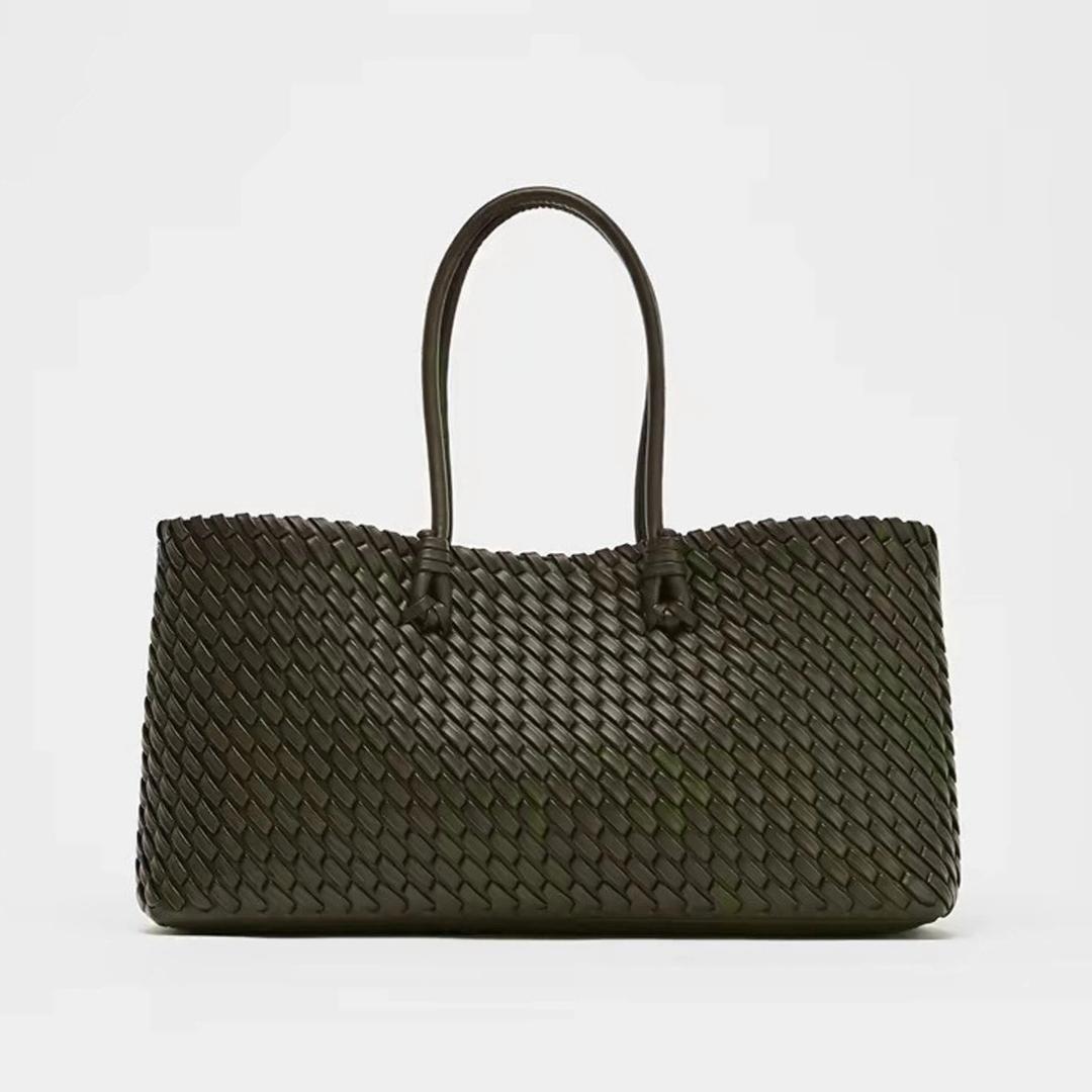 2026 New Niche Commuting Hand Woven Shoulder Bag