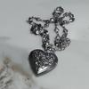 Heart Locket Necklace Intricate Carvings Pendant Necklace Vintage Heart Photo Box Necklace for Fashionable Women Girls