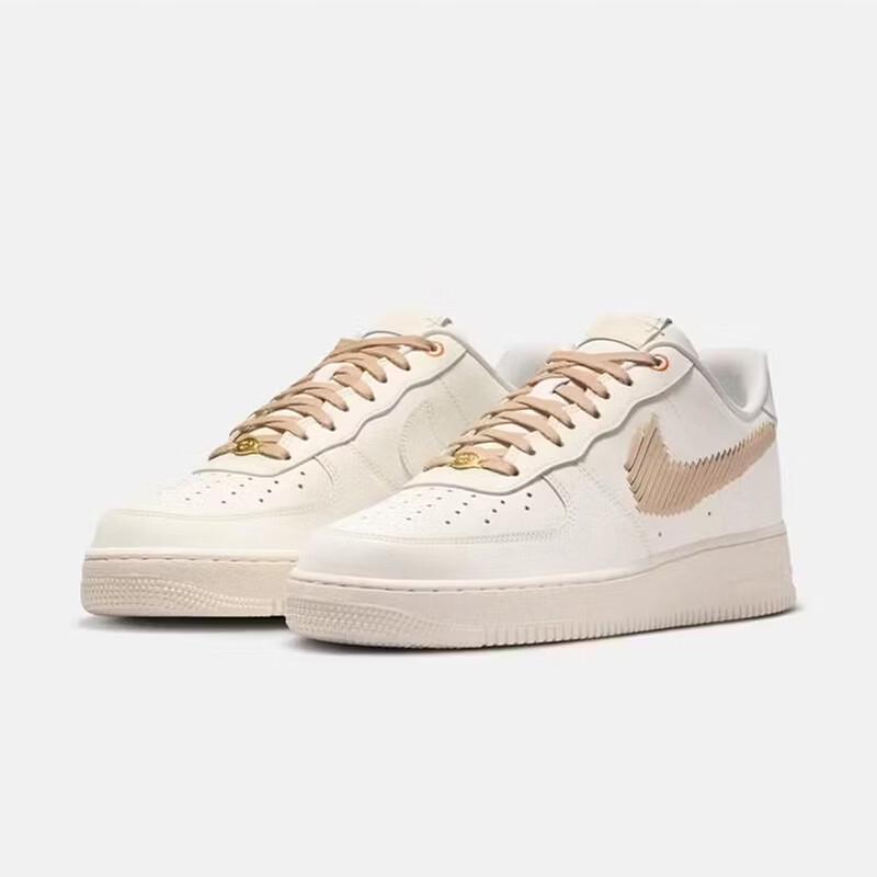 Nike Men s Air Force 1 07 LV8 ESS+ Casual Shoes 43
