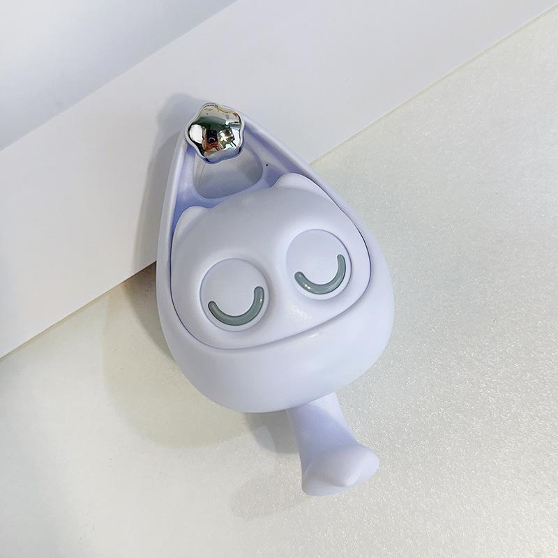 Household Creative Cat Hooks Will Blinking Eyes Cute Sundry Storage Hangers Girl Heart Macaron Strong Sticky Hooks