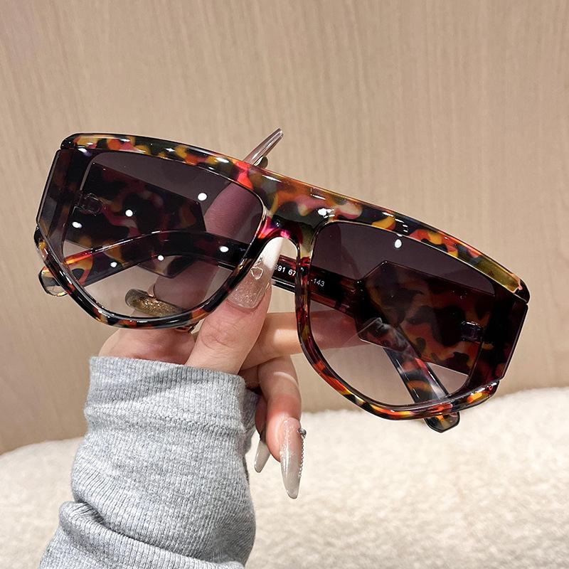 Vintage Luxury Brand Designer Oversized Pilot Sunglasses for Women Men Shades Big Frame Windproof Popular Punk Sun Glasses UV400